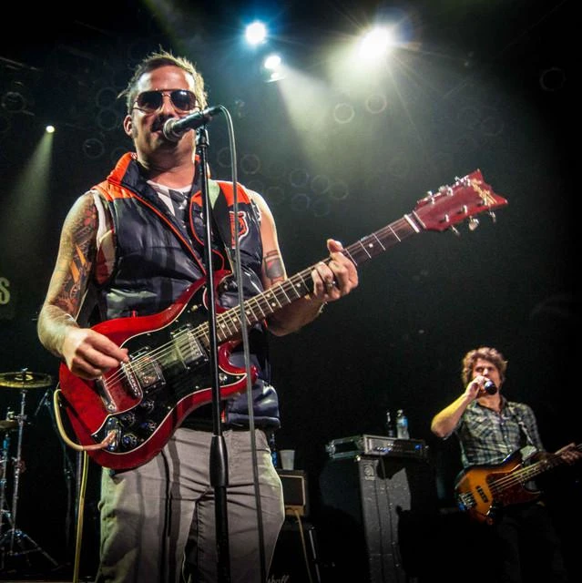 Brendan Kelly and the Wandering Birds Brand Page