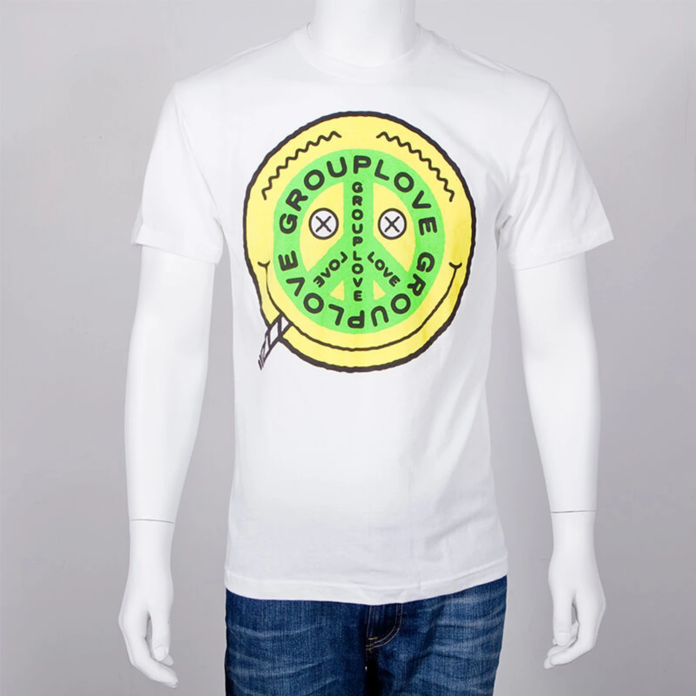 GROUPLOVE Smiley Face T-Shirt