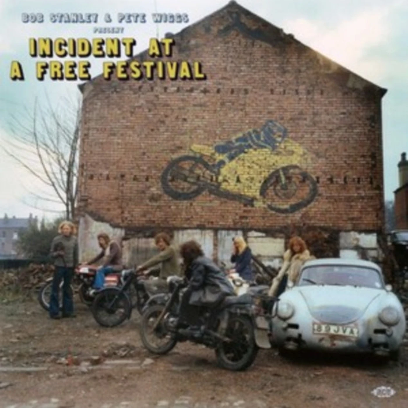 Various Artists CD - Bob Stanley & Pete Wiggs Present Incident At A Free Festival