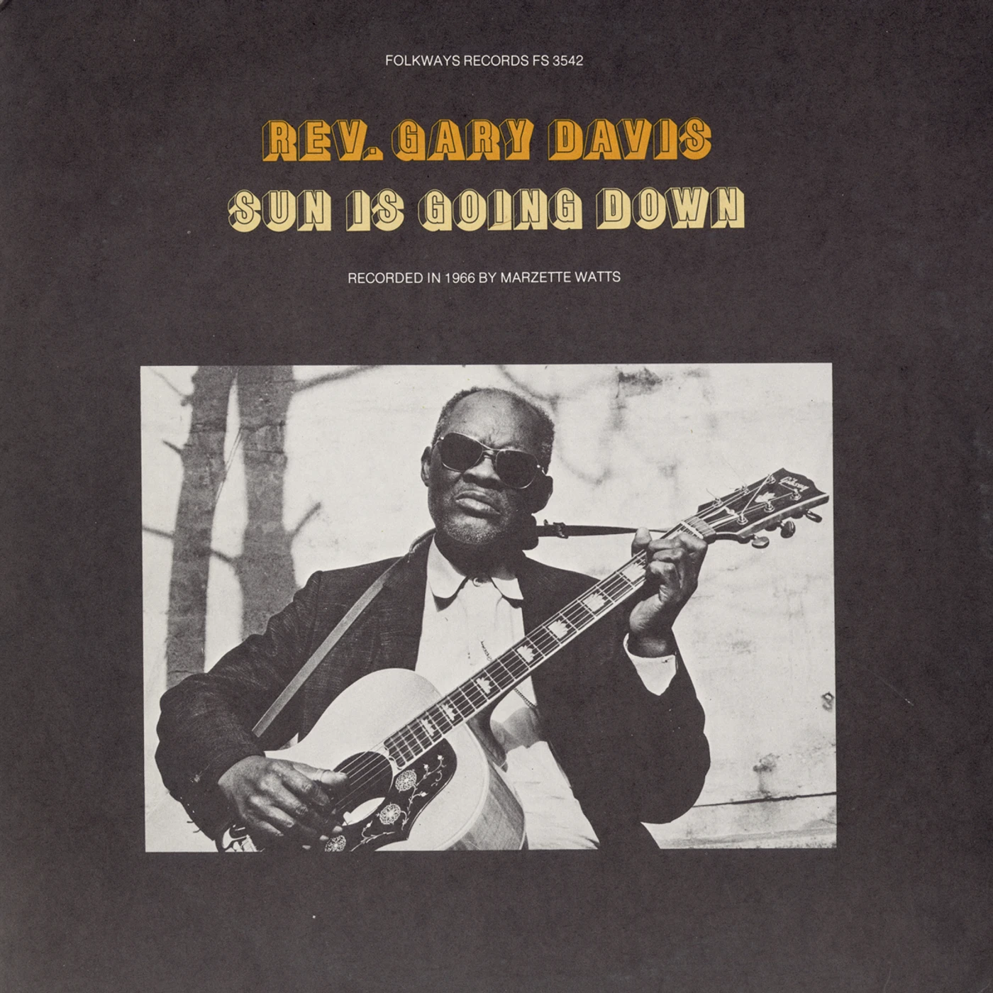 Gary Davis SUN IS GOING DOWN CD