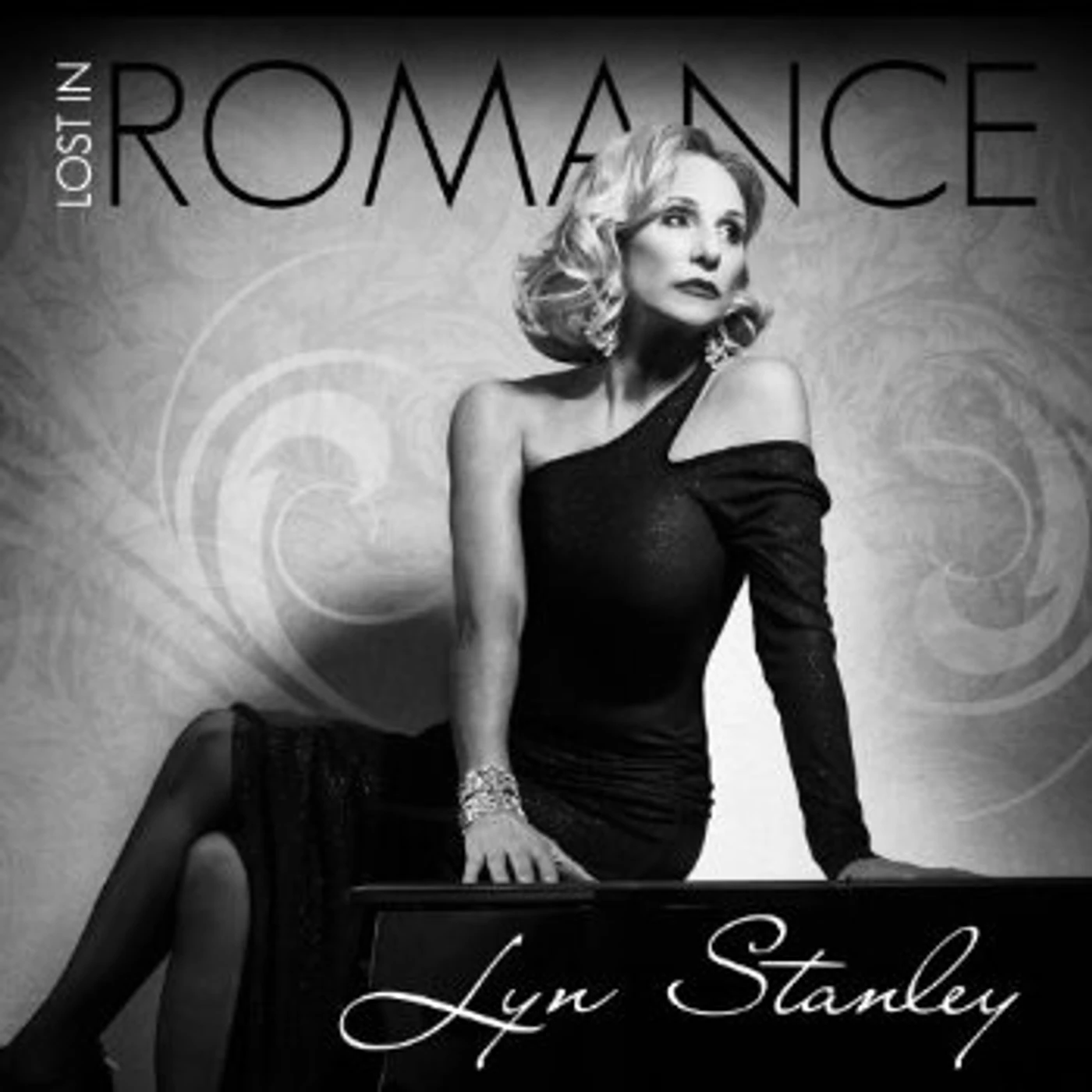 Lyn Stanley LOST IN ROMANCE CD