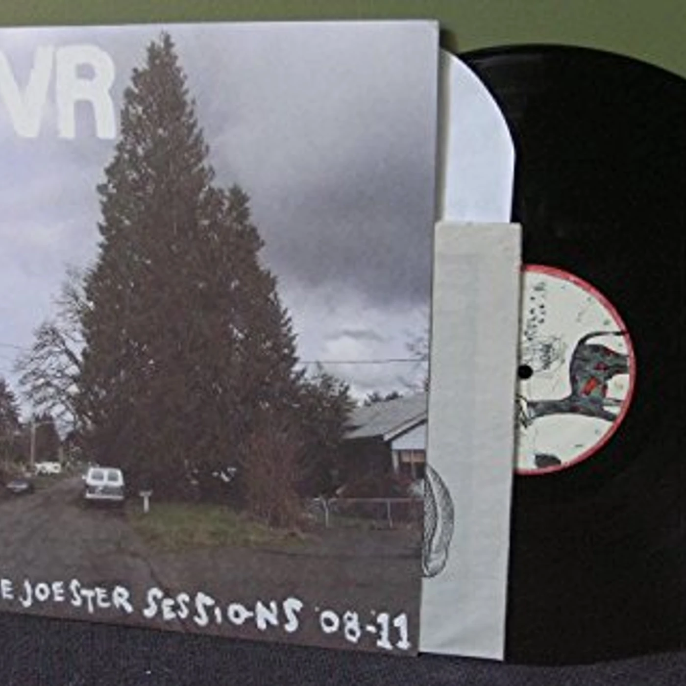 RVIVR BEAUTY BETWEEN CD
