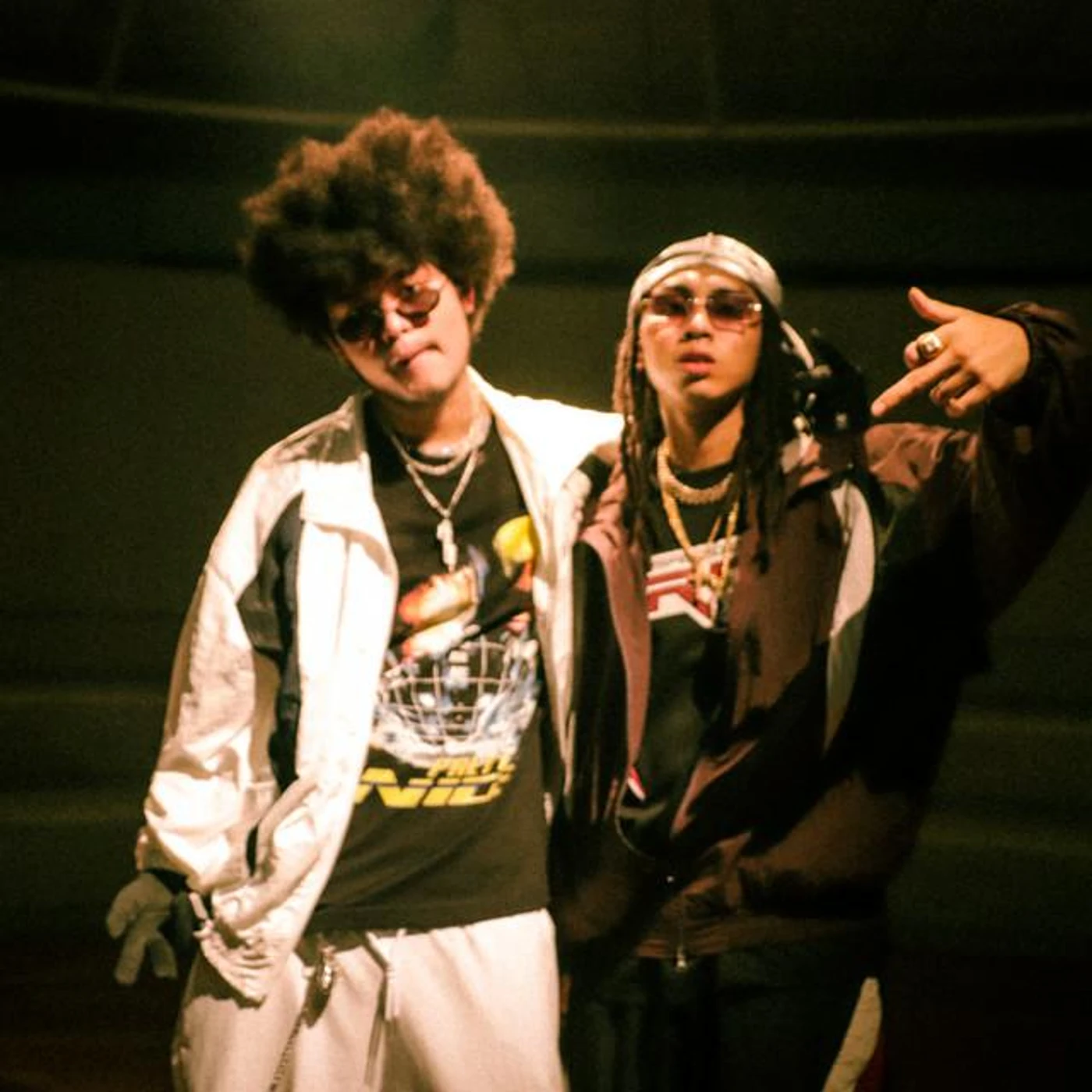 Asiaboy 禁藥王 ＆ Lizi 栗子 Brand Page