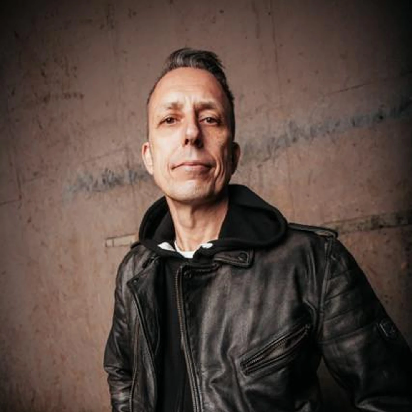 Radio Чача Brand Page