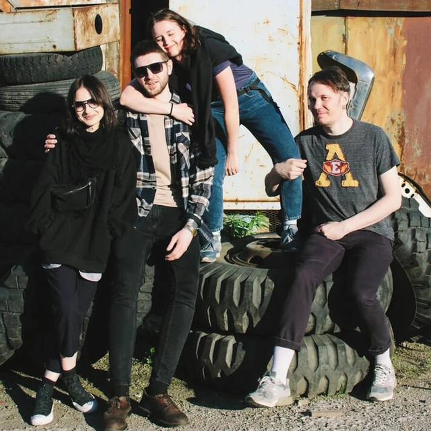 Джуна Brand Page