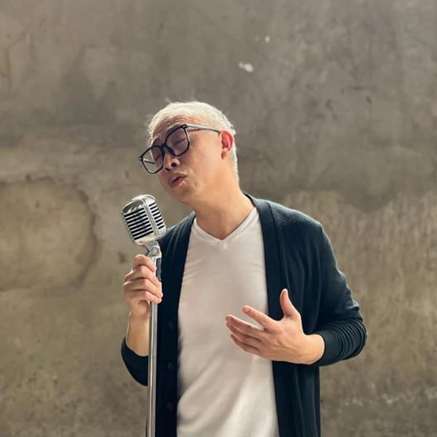 Phạm Hoài Nam Brand Page