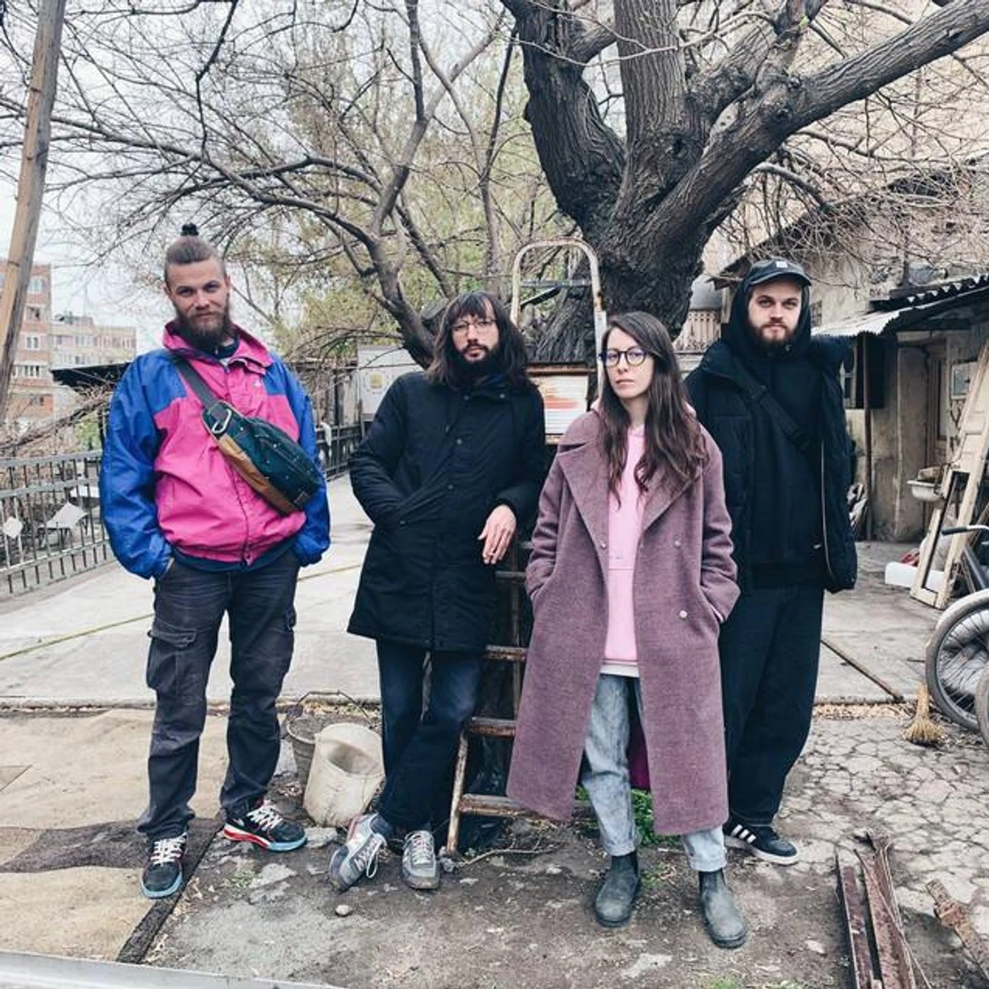 На Ножах Brand Page