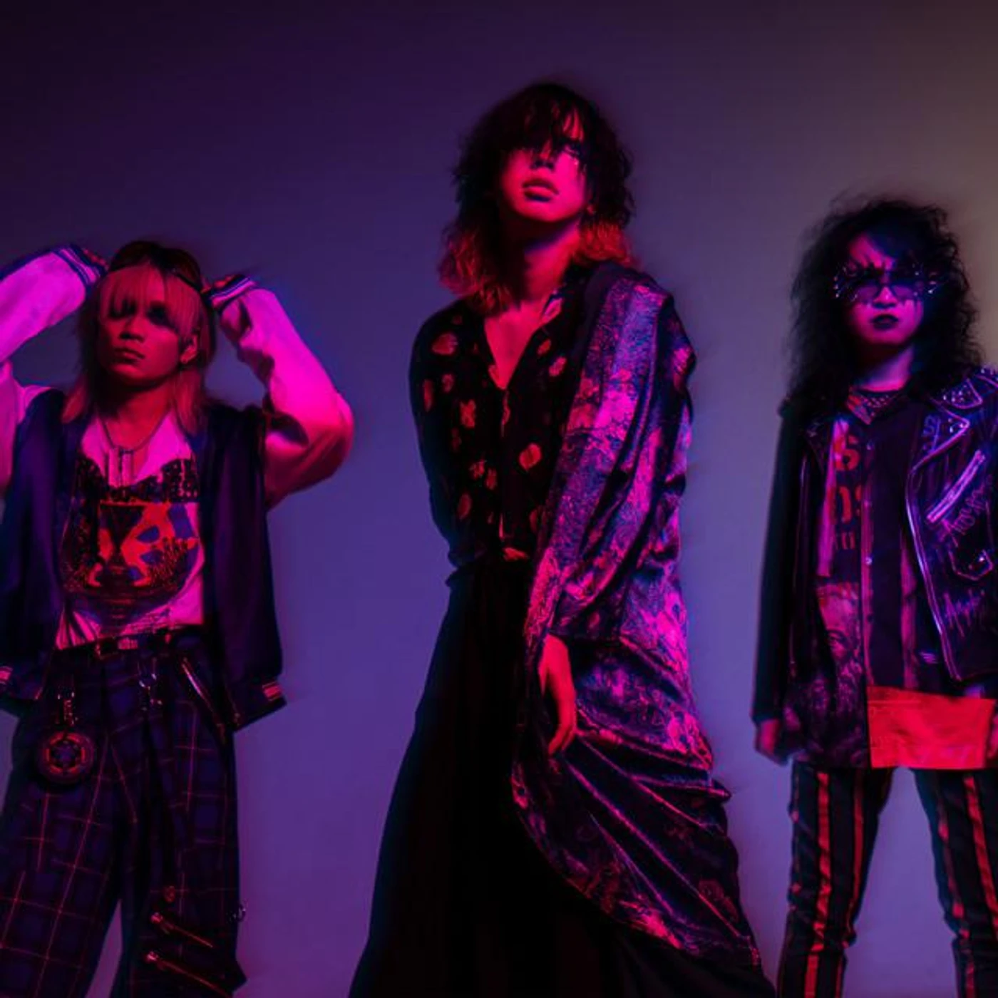首振りDolls Brand Page