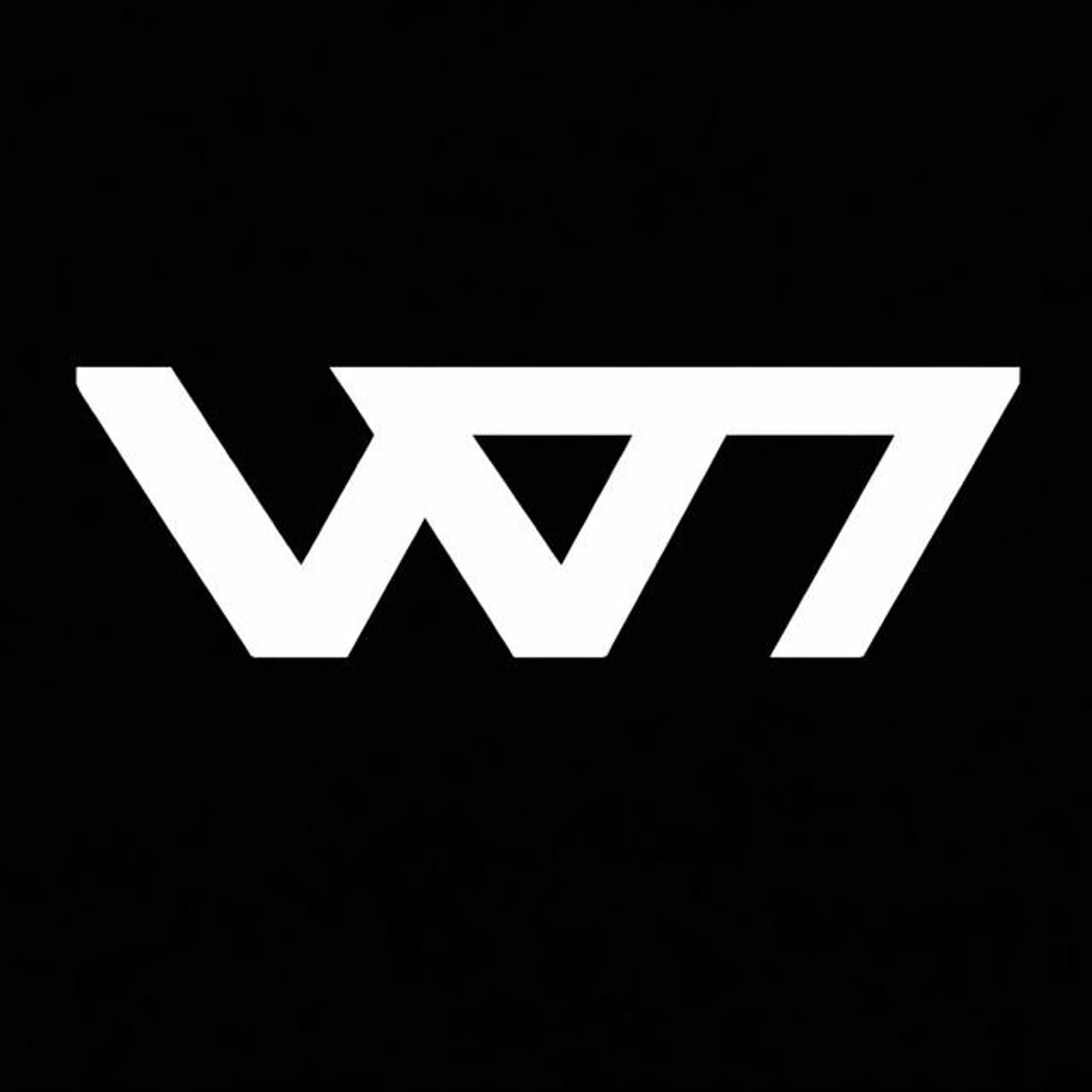 ワタナベカズヒロ Brand Page