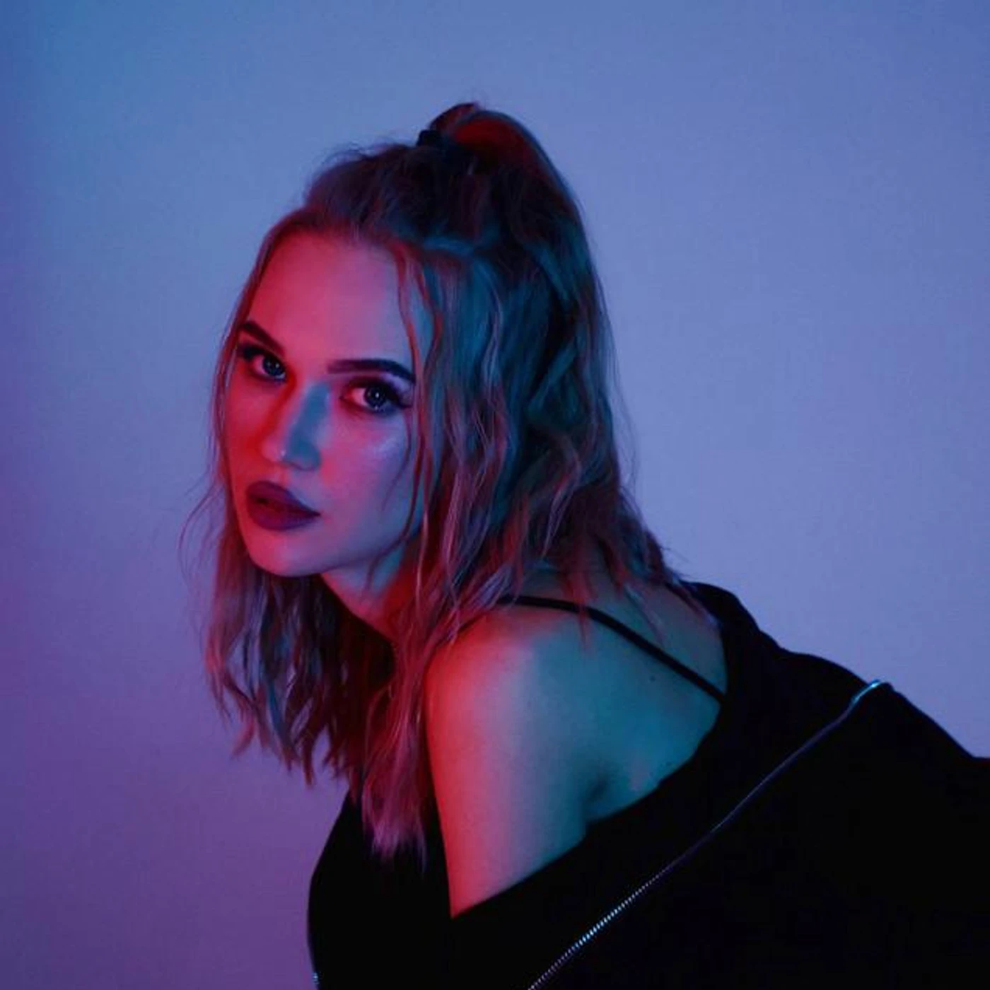 Лали Brand Page