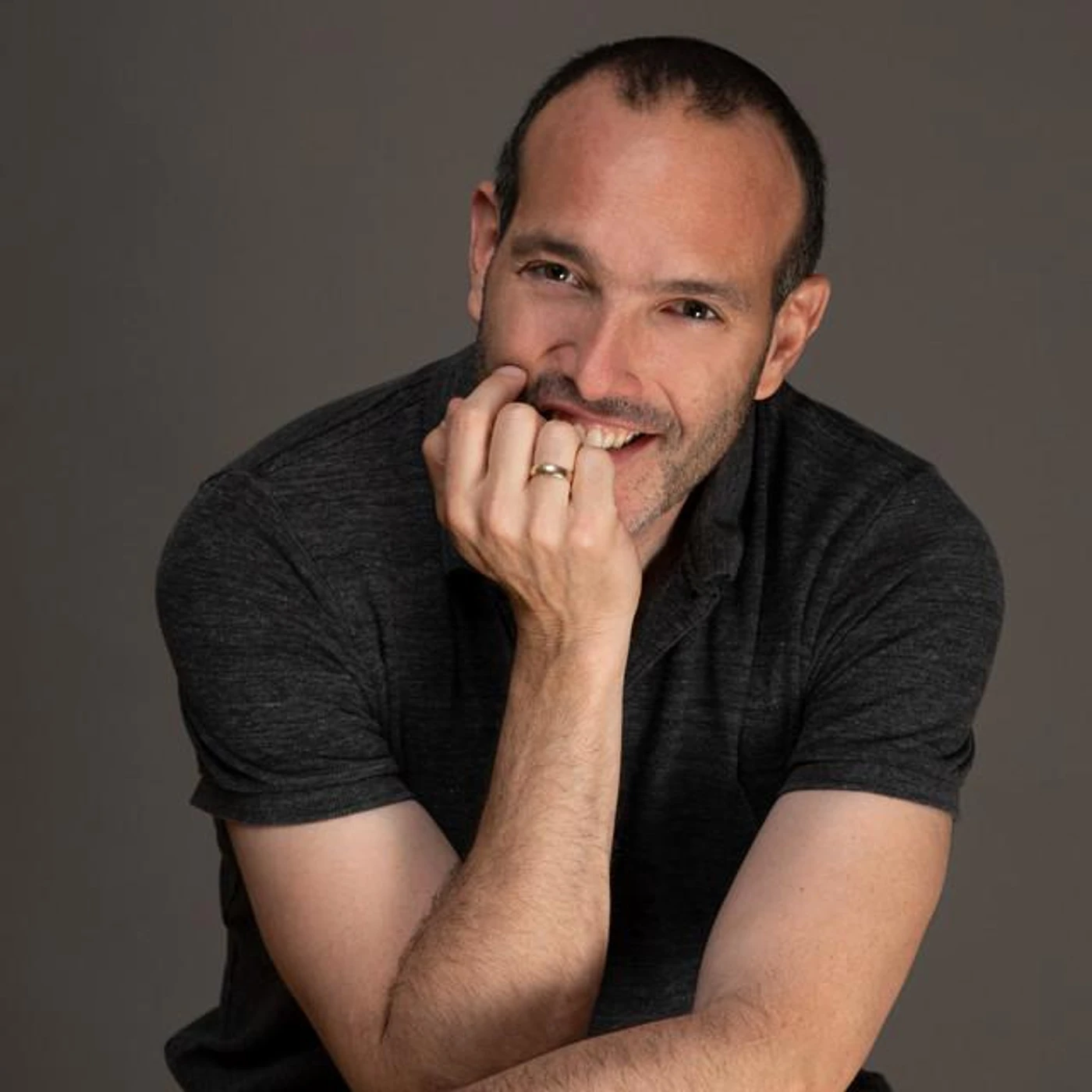 שי אברמסון Brand Page