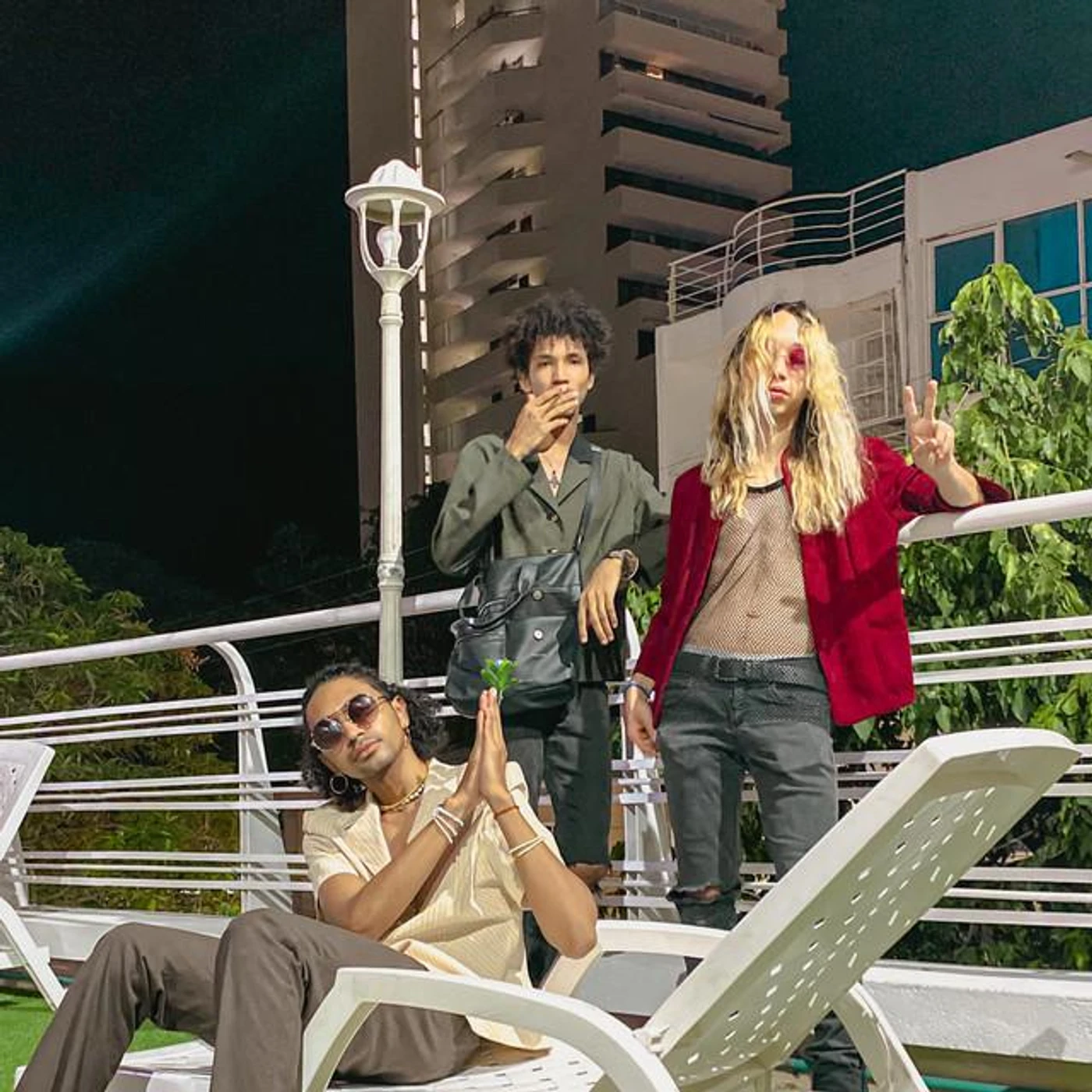 1961 Cosmos Brand Page