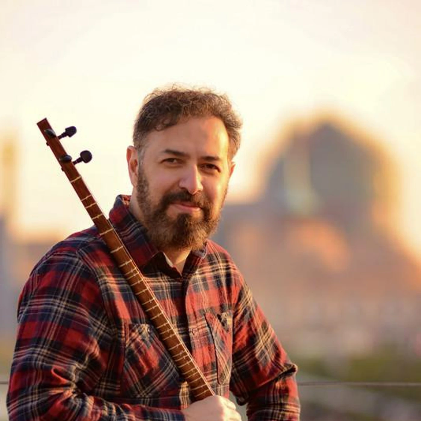 Tahmoures Pournazeri Brand Page