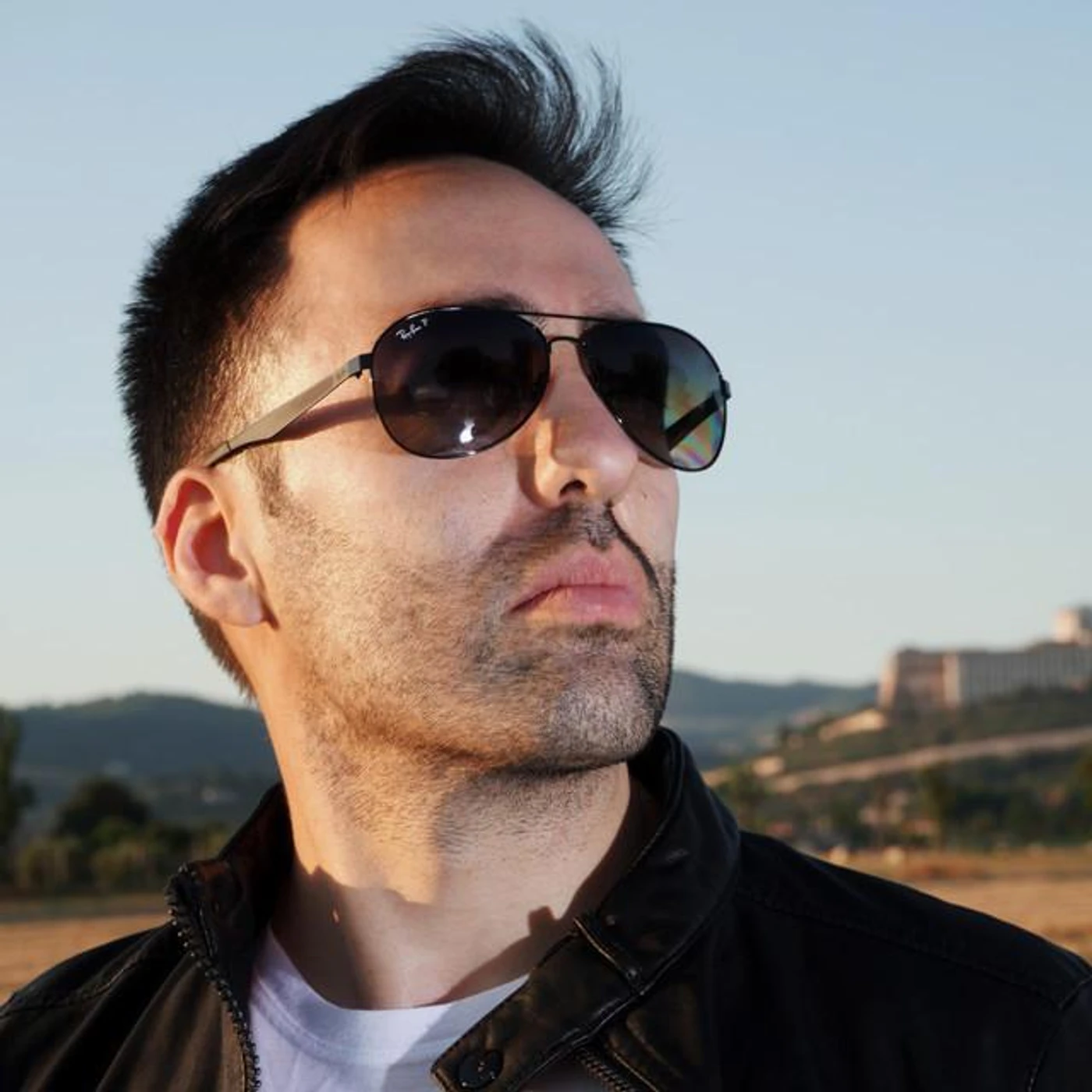 Tiano Vas Brand Page