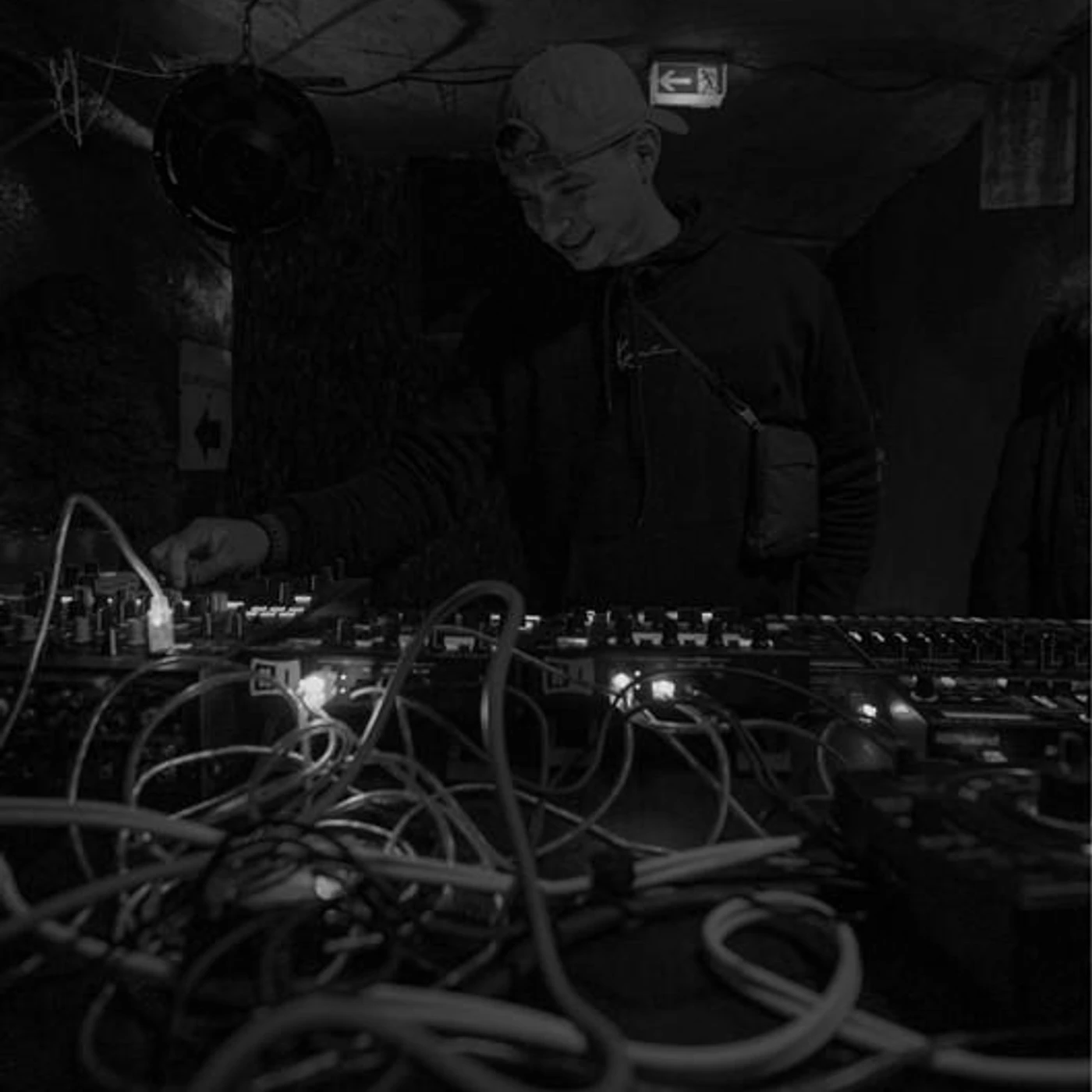 Tiefundton Brand Page