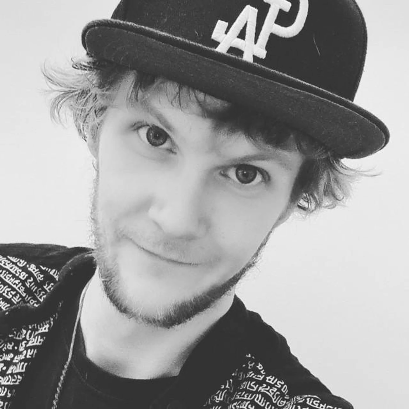 Tom Spirals Brand Page