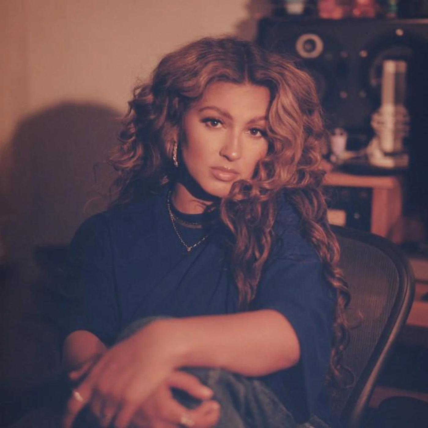 Tori Kelly Brand Page