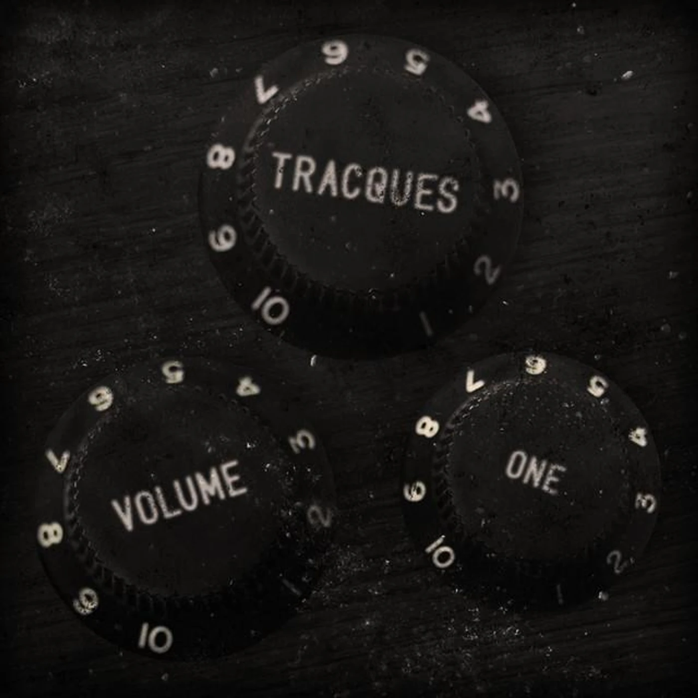 Tracques Brand Page