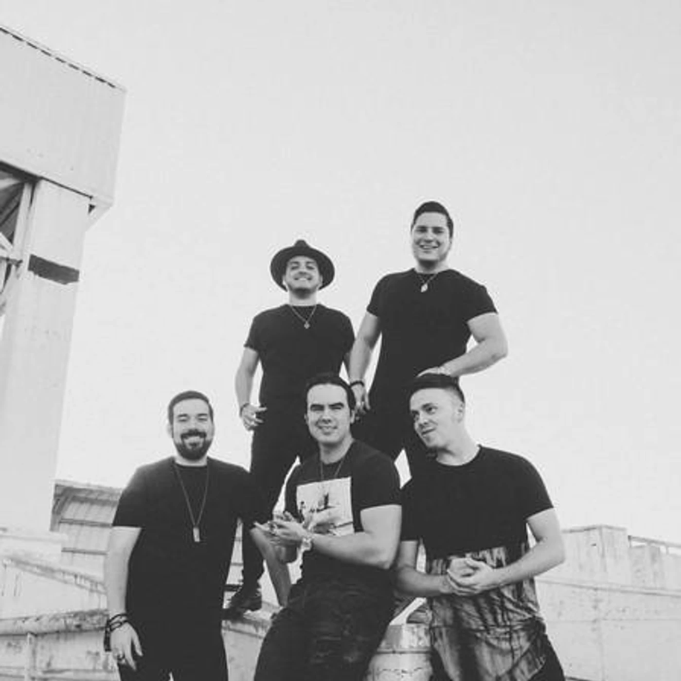 Tres Noventa Brand Page