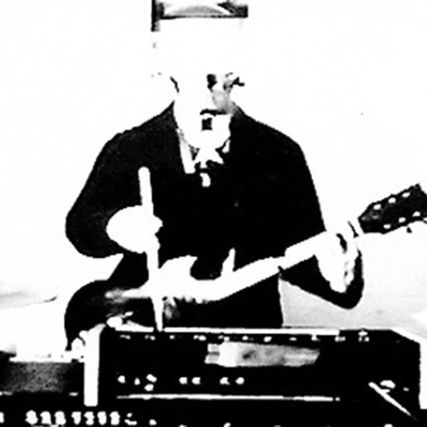 Trin Tran Brand Page