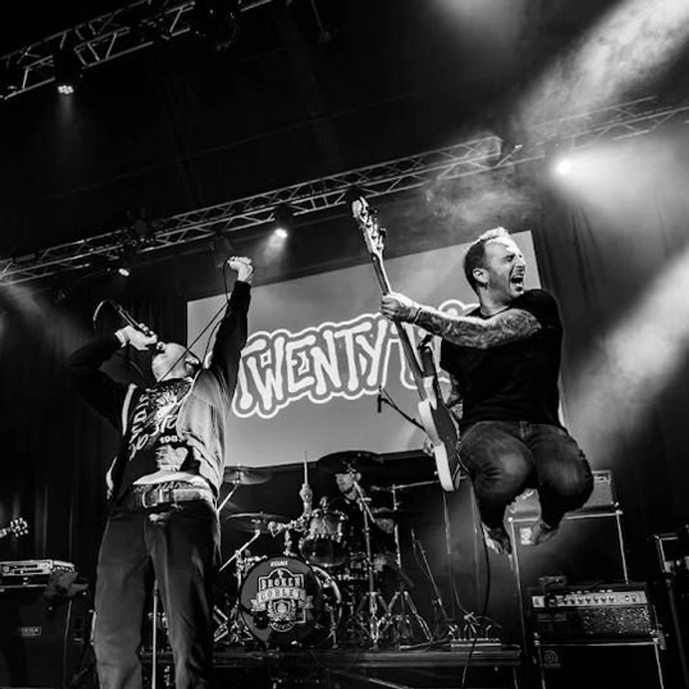 Twentytwo. Brand Page