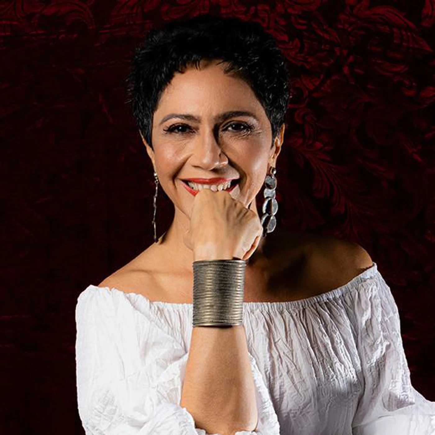 Valéria Oliveira Brand Page