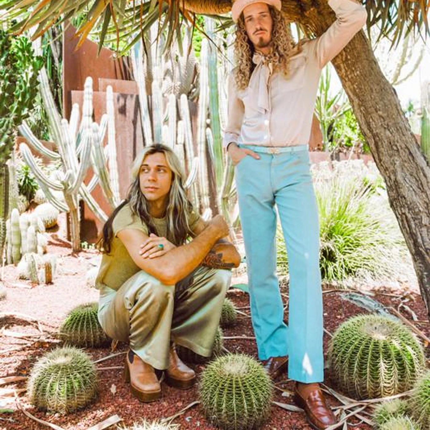 Velvet Trip Brand Page