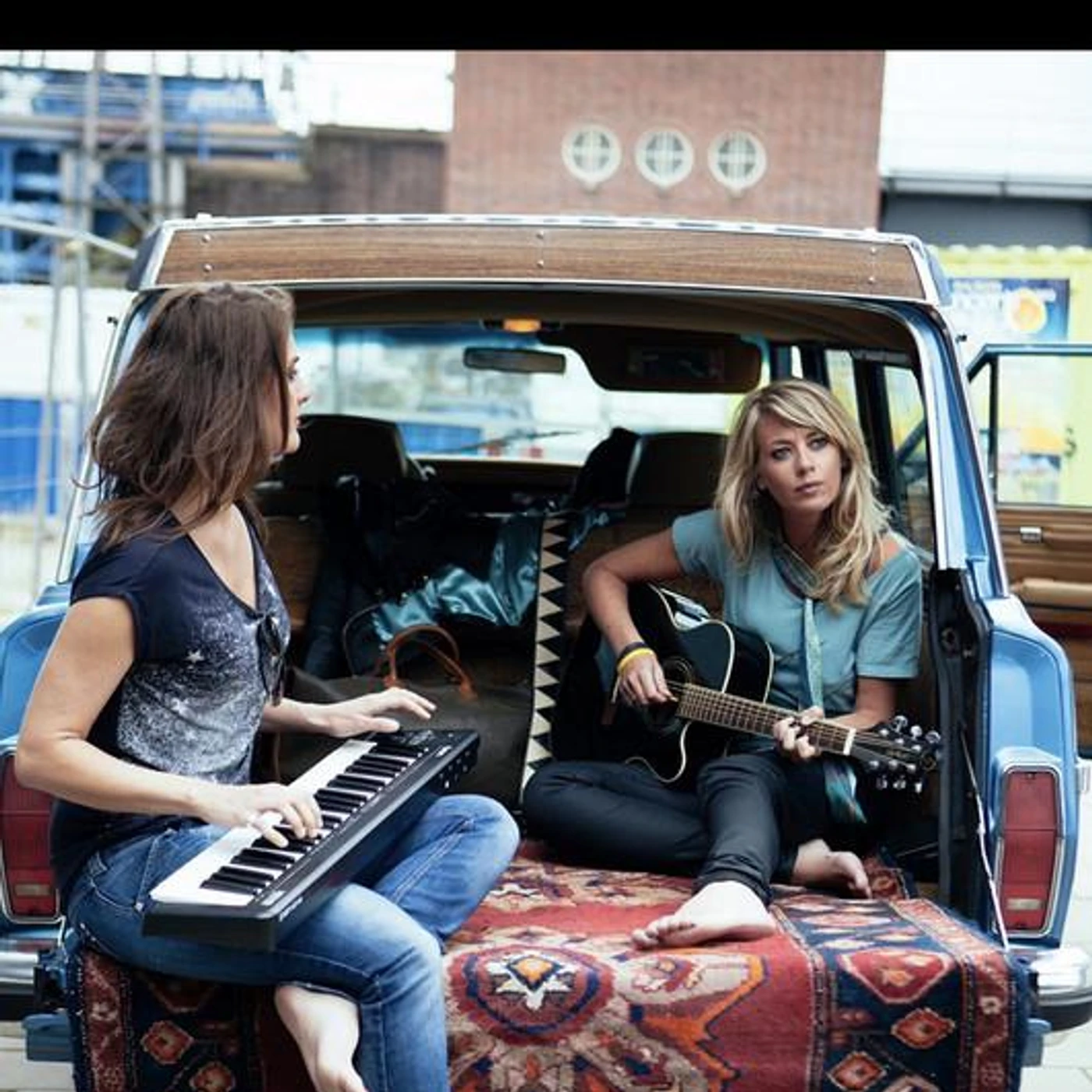 Vonder & Bloom Brand Page