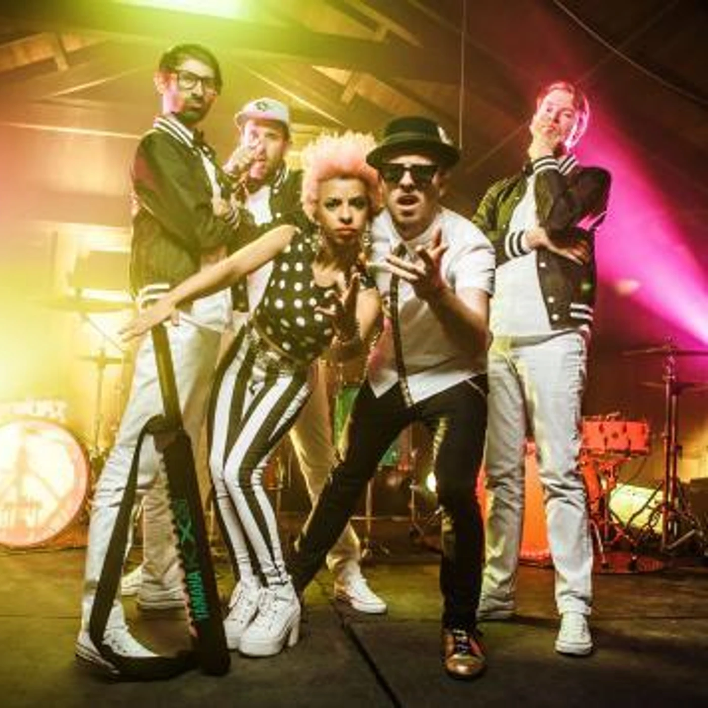 Wallpaper Brand Page