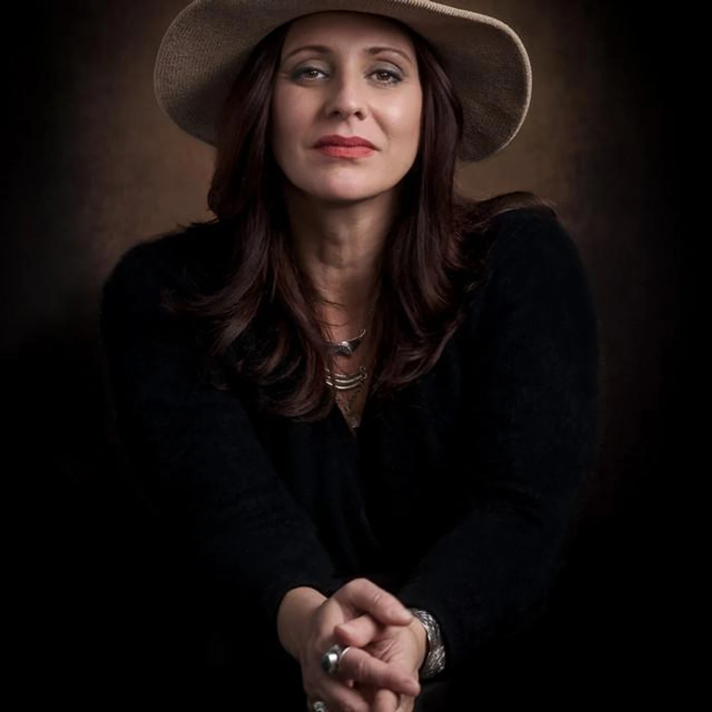 Wendy Colonna Brand Page