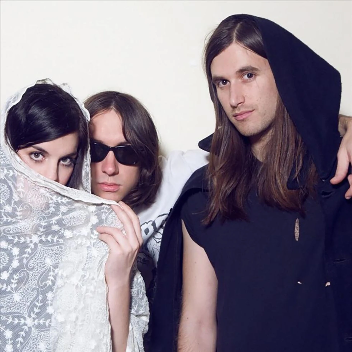 The Willowz Brand Page