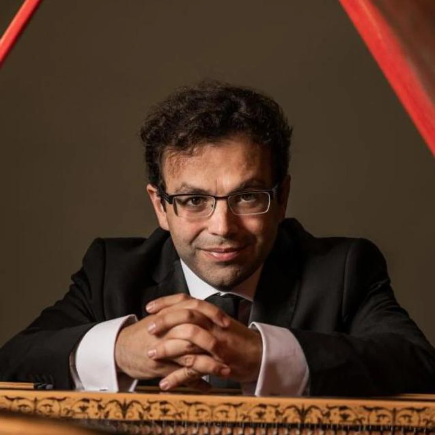 Yago Mahugo Brand Page