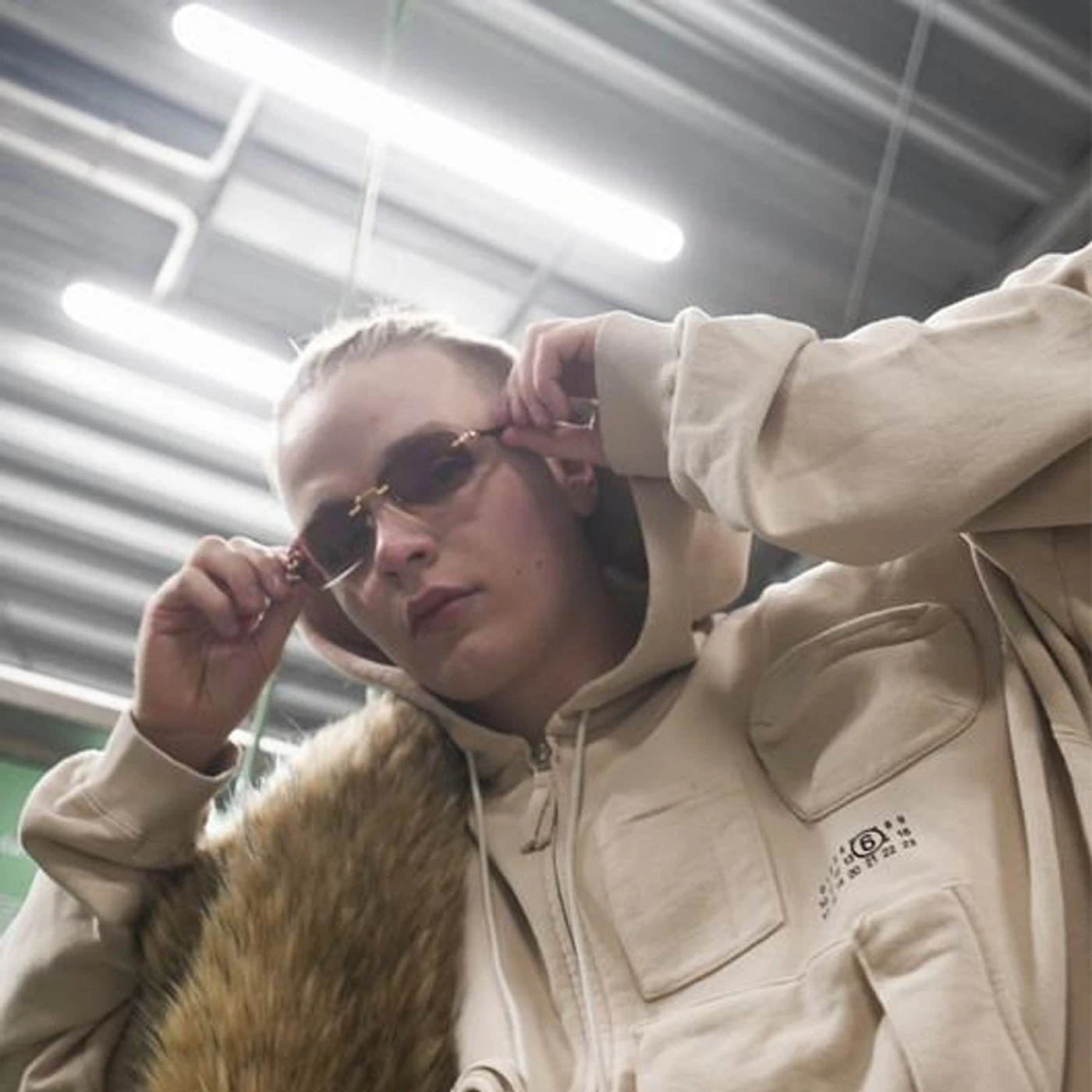YoungCzuux Brand Page