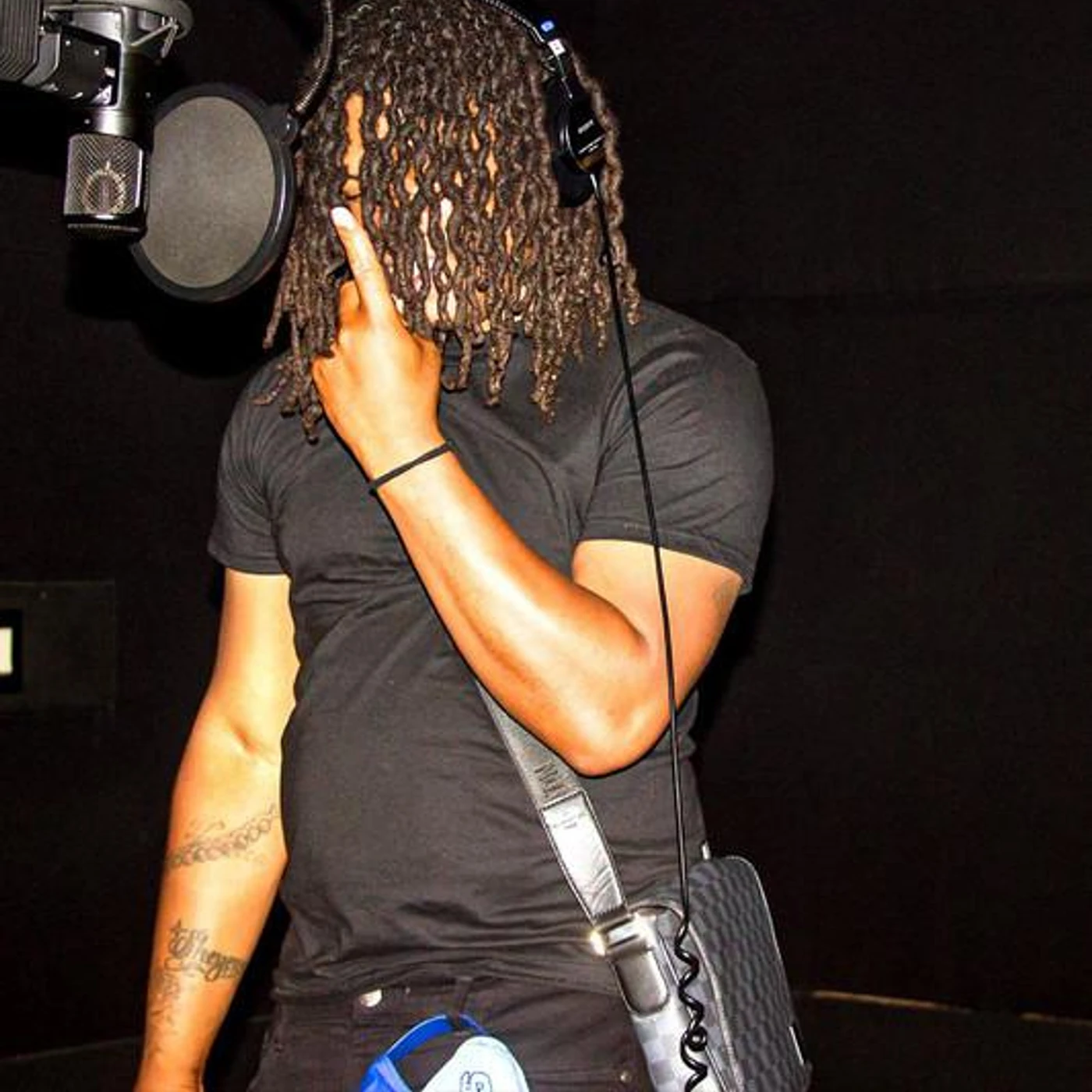 Zoe Osama Brand Page