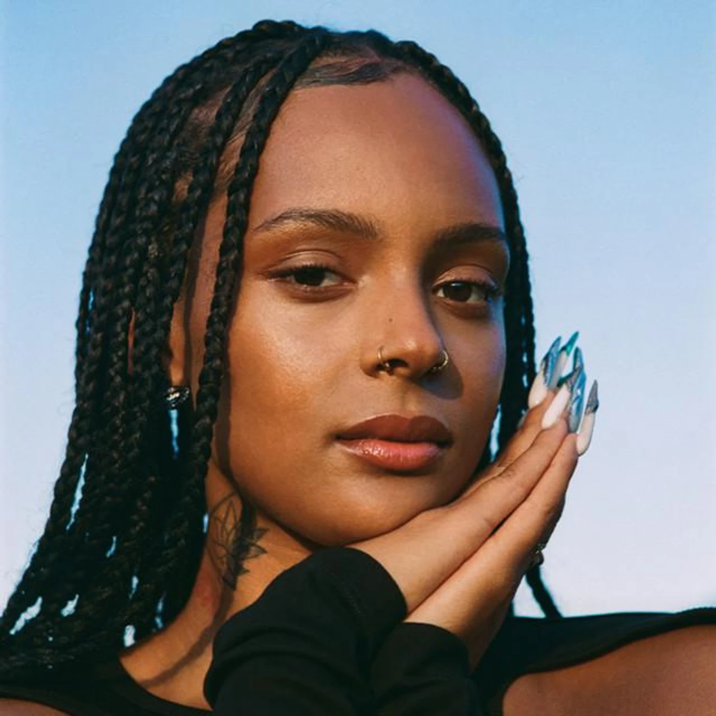 Zoë Livay Brand Page