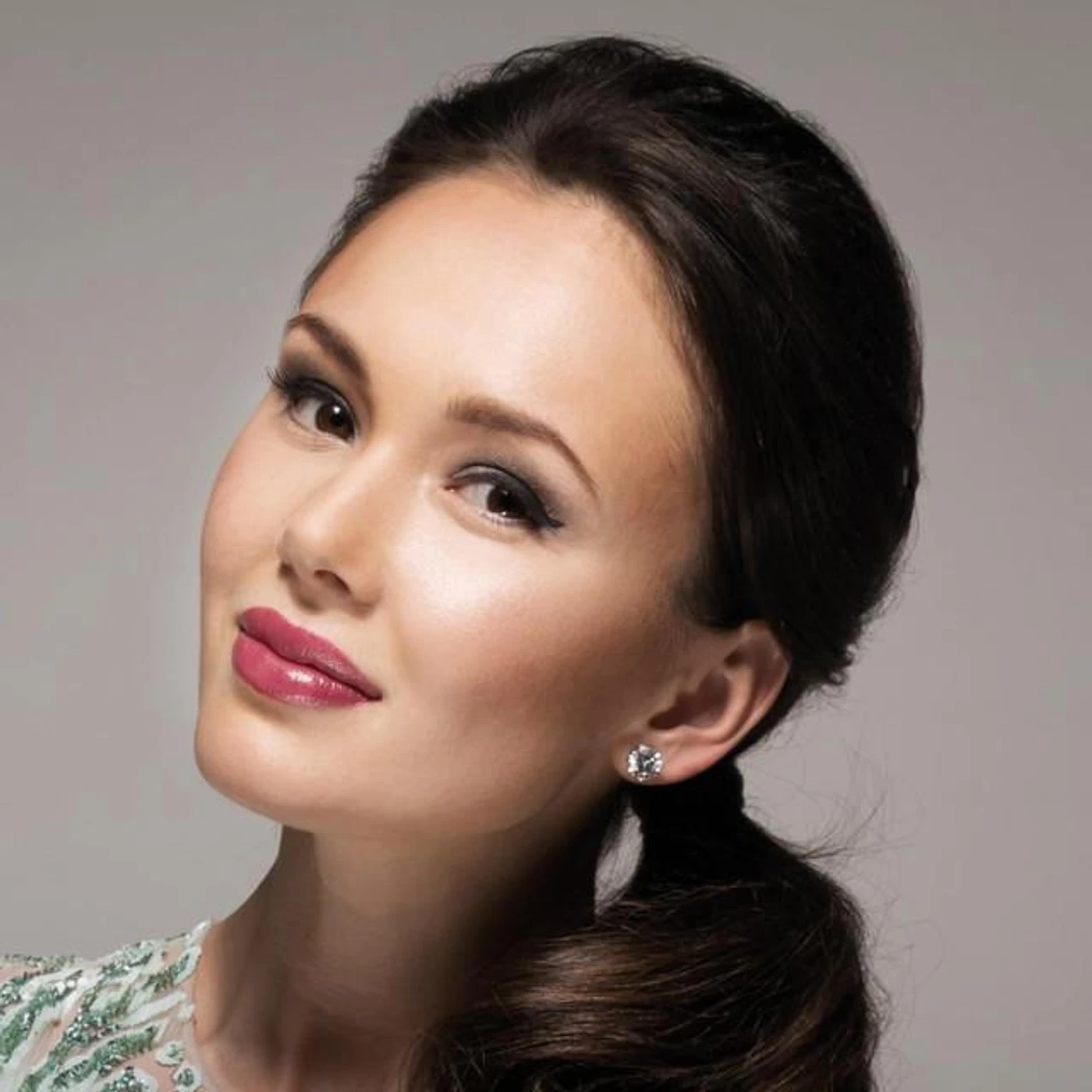Aida Garifullina Brand Page