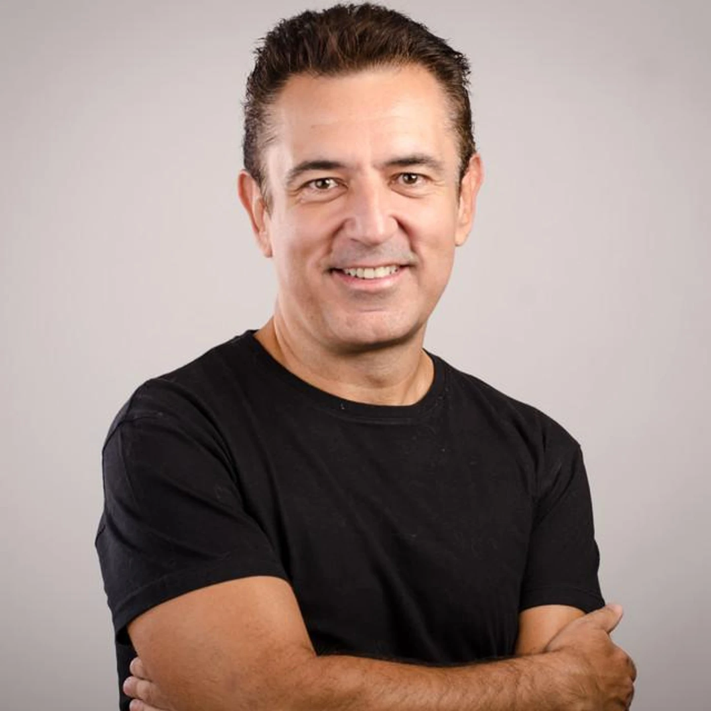 Alejandro De Pinedo Brand Page