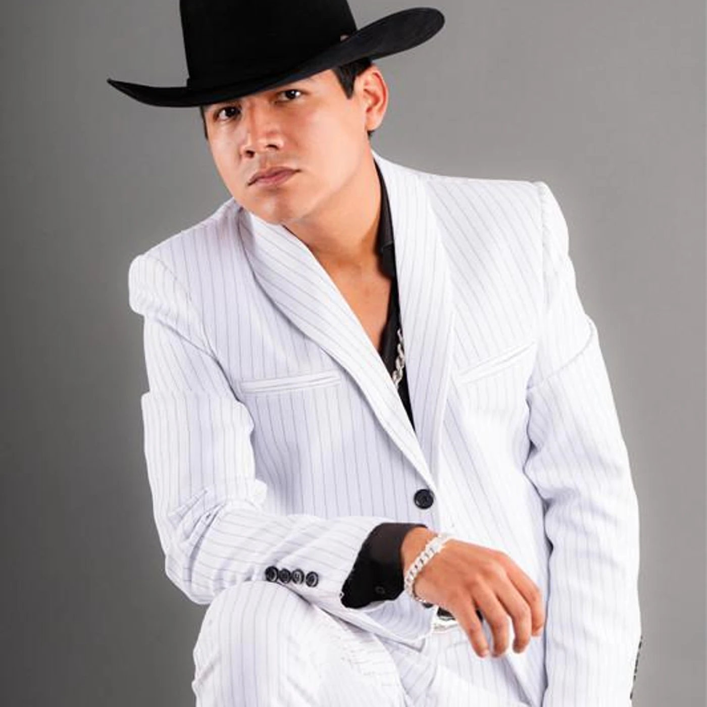 Alemi Bustos
