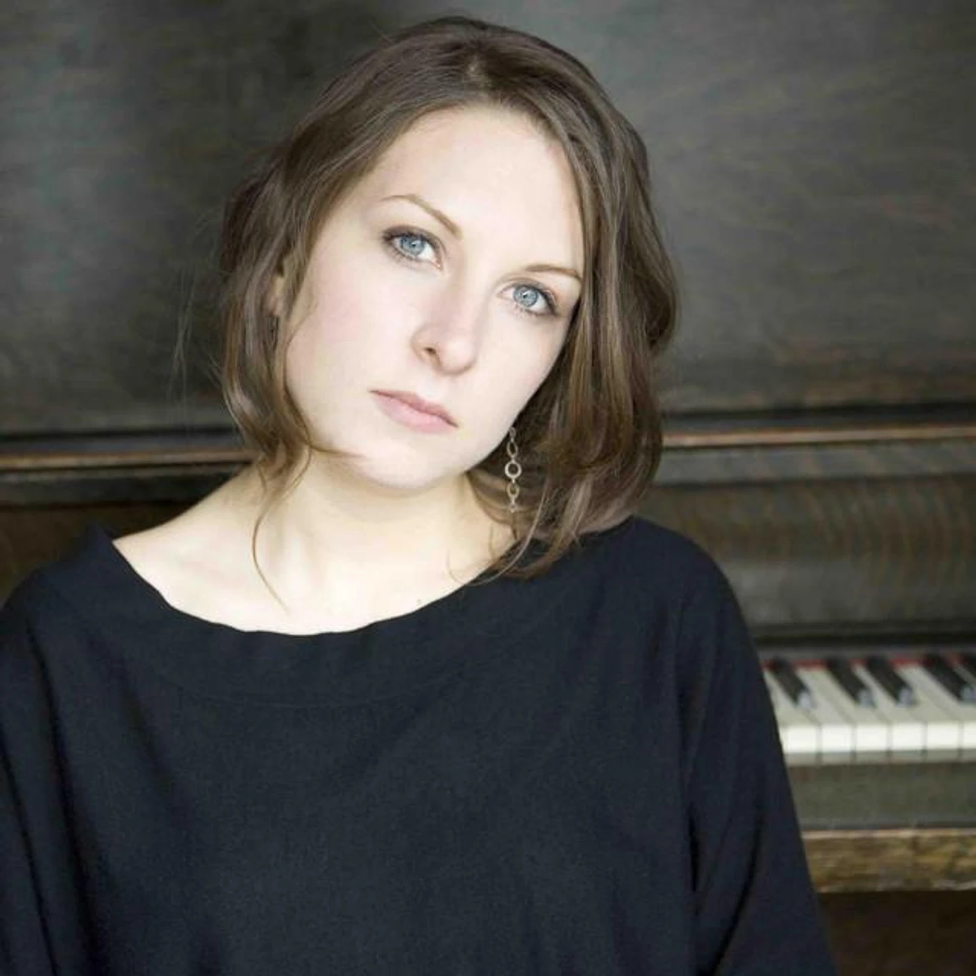 Amanda Tosoff Brand Page