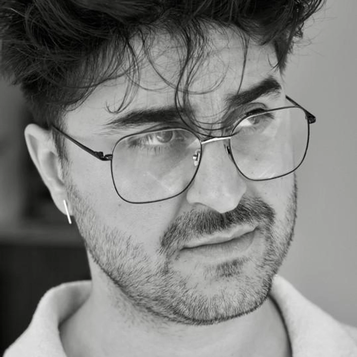 Amir Vahidi Brand Page