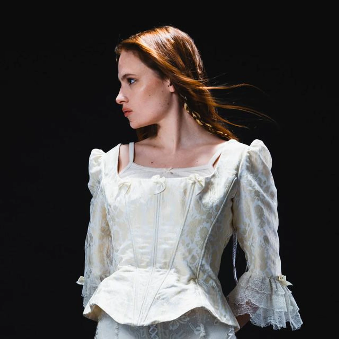 Anna Majidson Brand Page