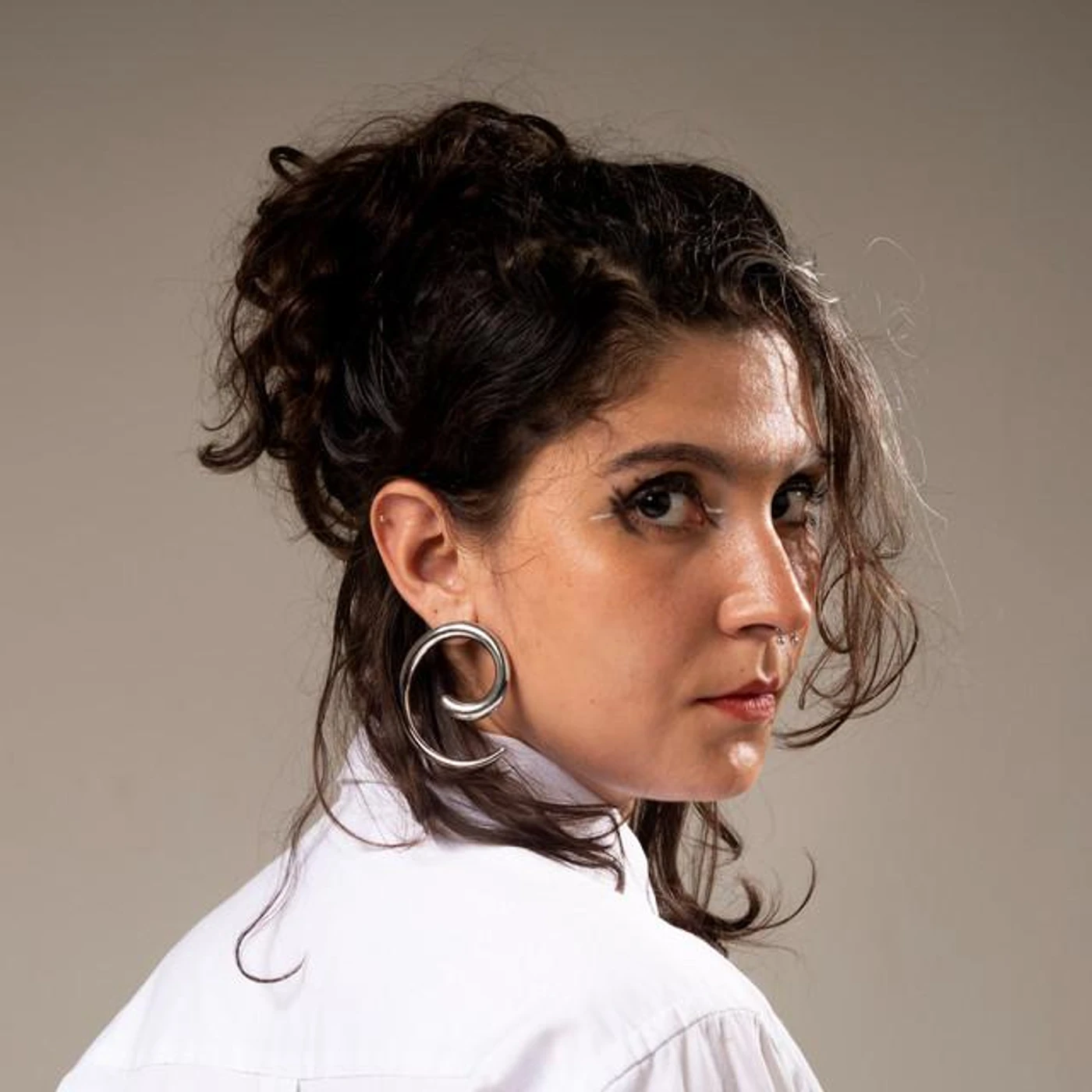 Angela Velloso Brand Page