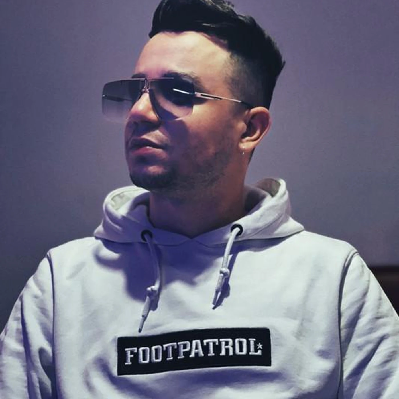 Anis Karek Brand Page