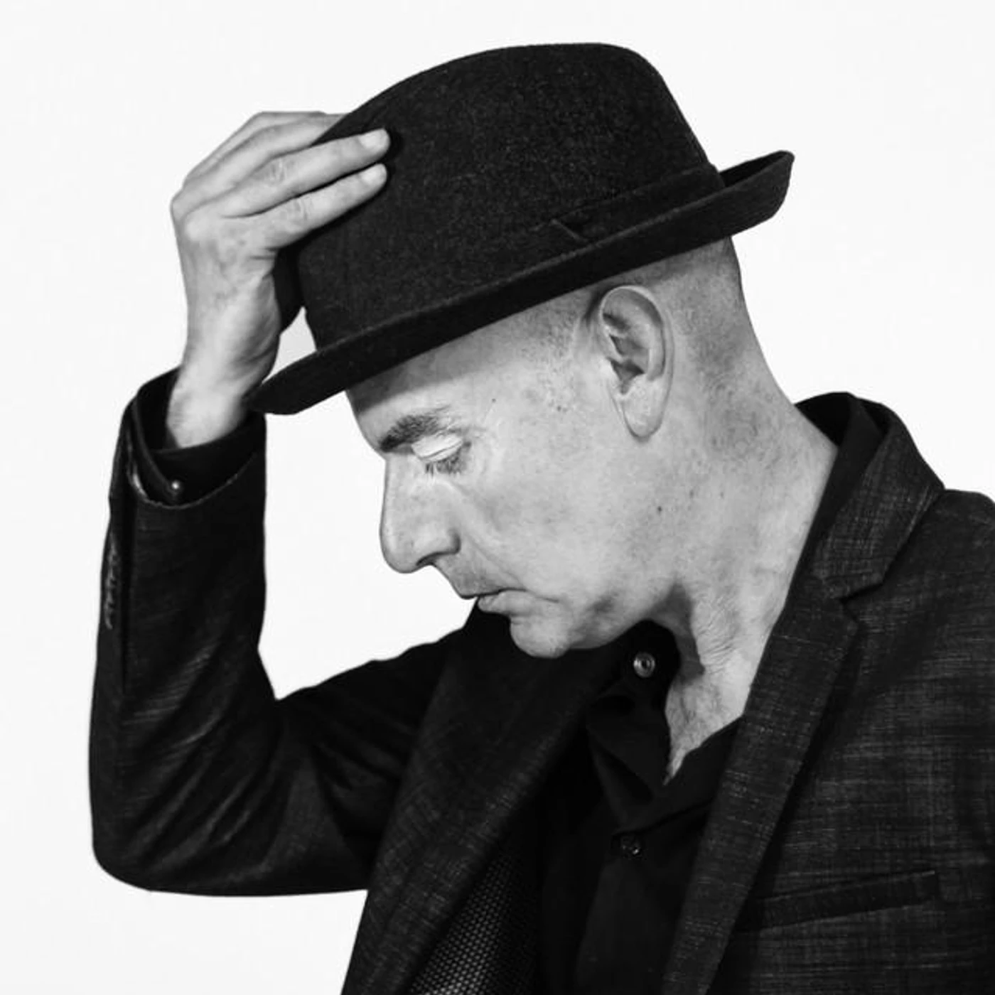 Antonio Arias Brand Page