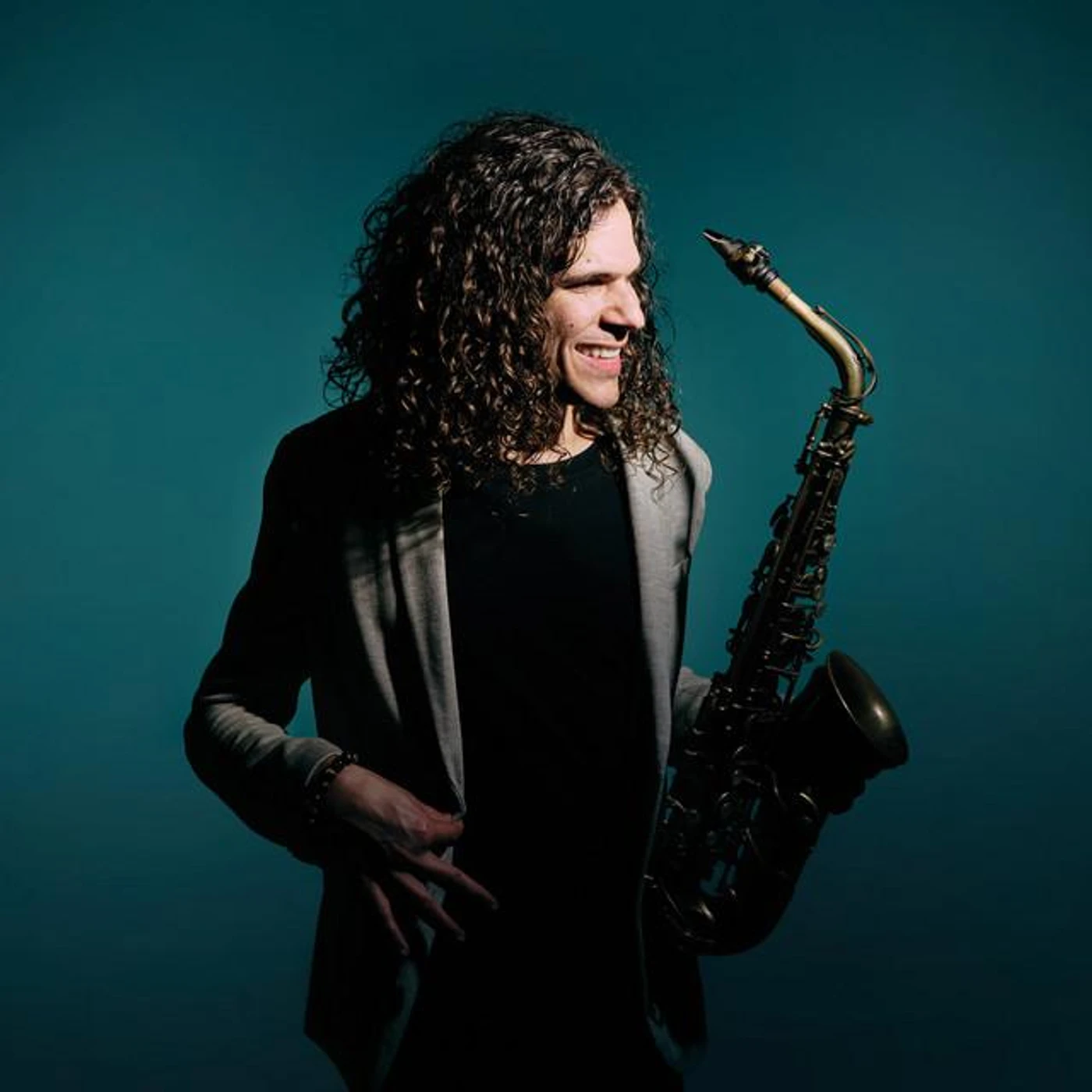 Antonio Lizana Brand Page