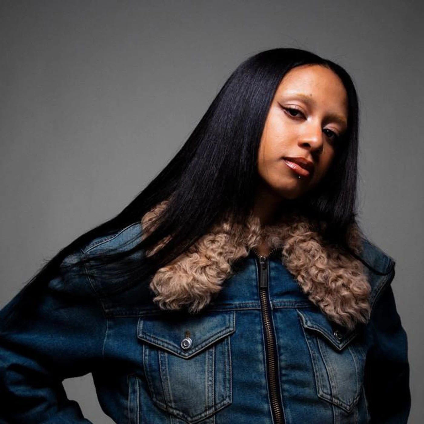 Anysia Kym Brand Page