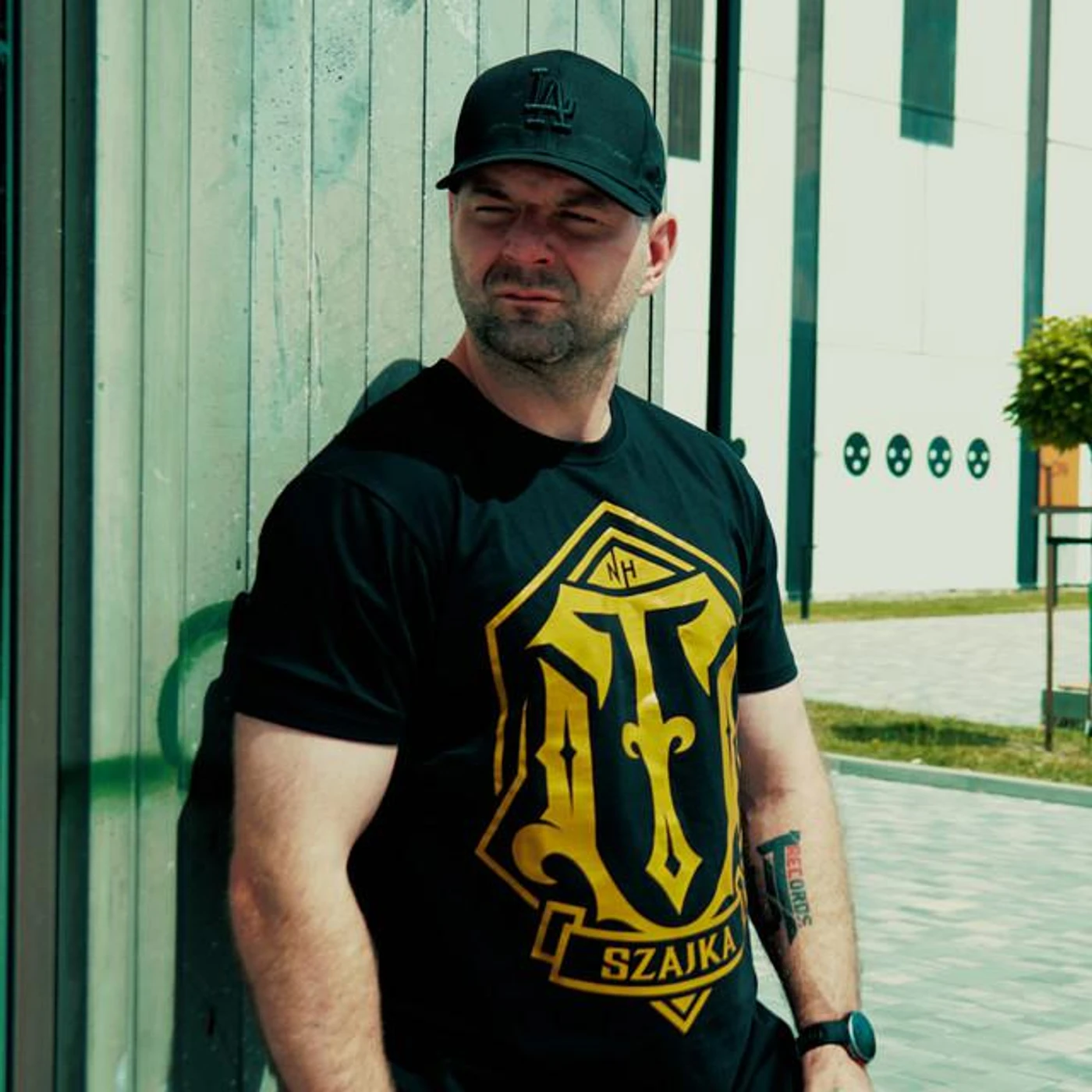 Arczi $zajka Brand Page