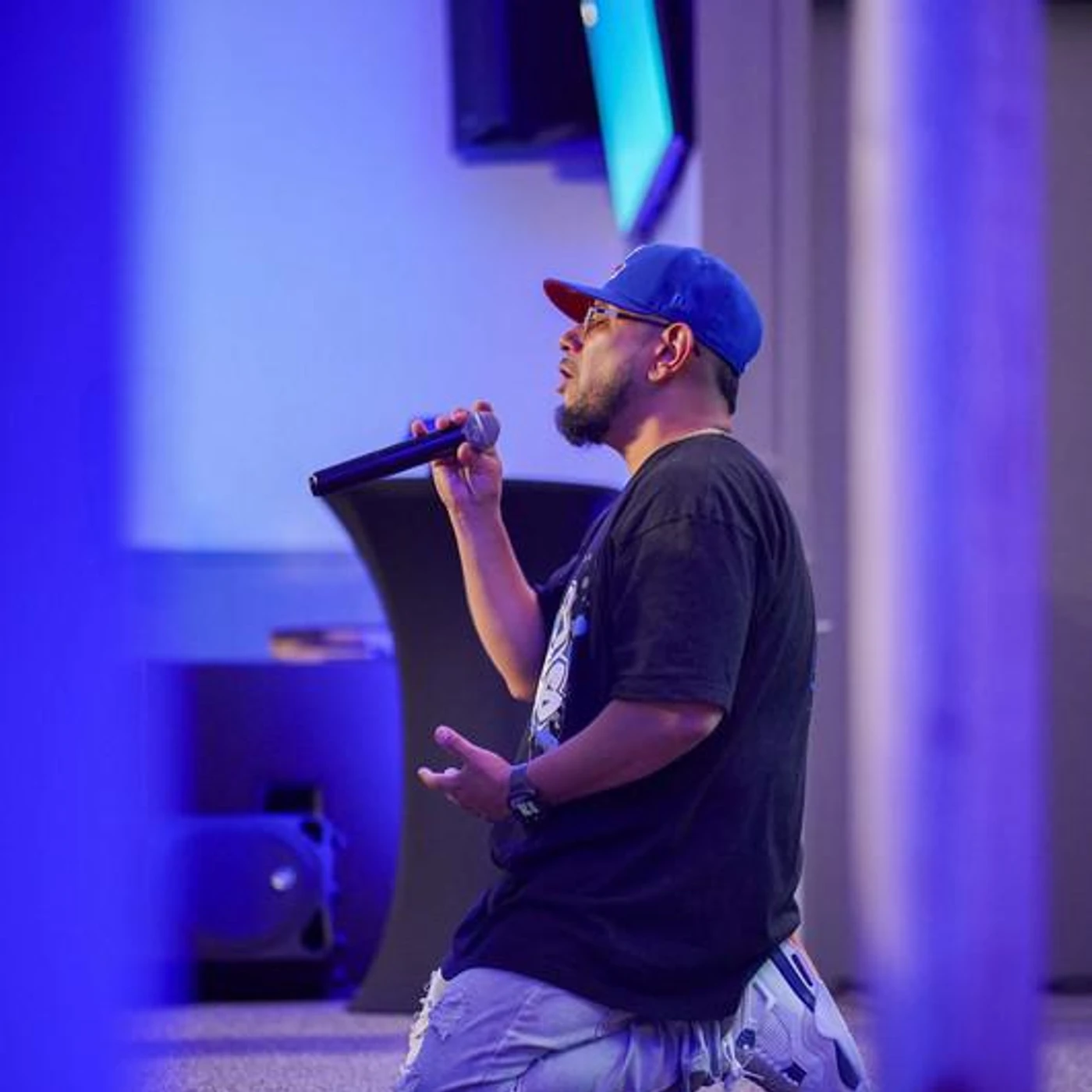 AyeItsAron Brand Page