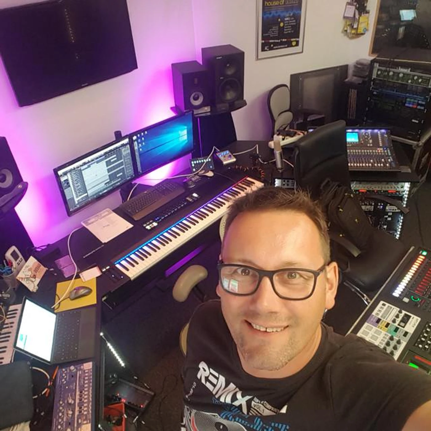 Bas Kunnen Brand Page