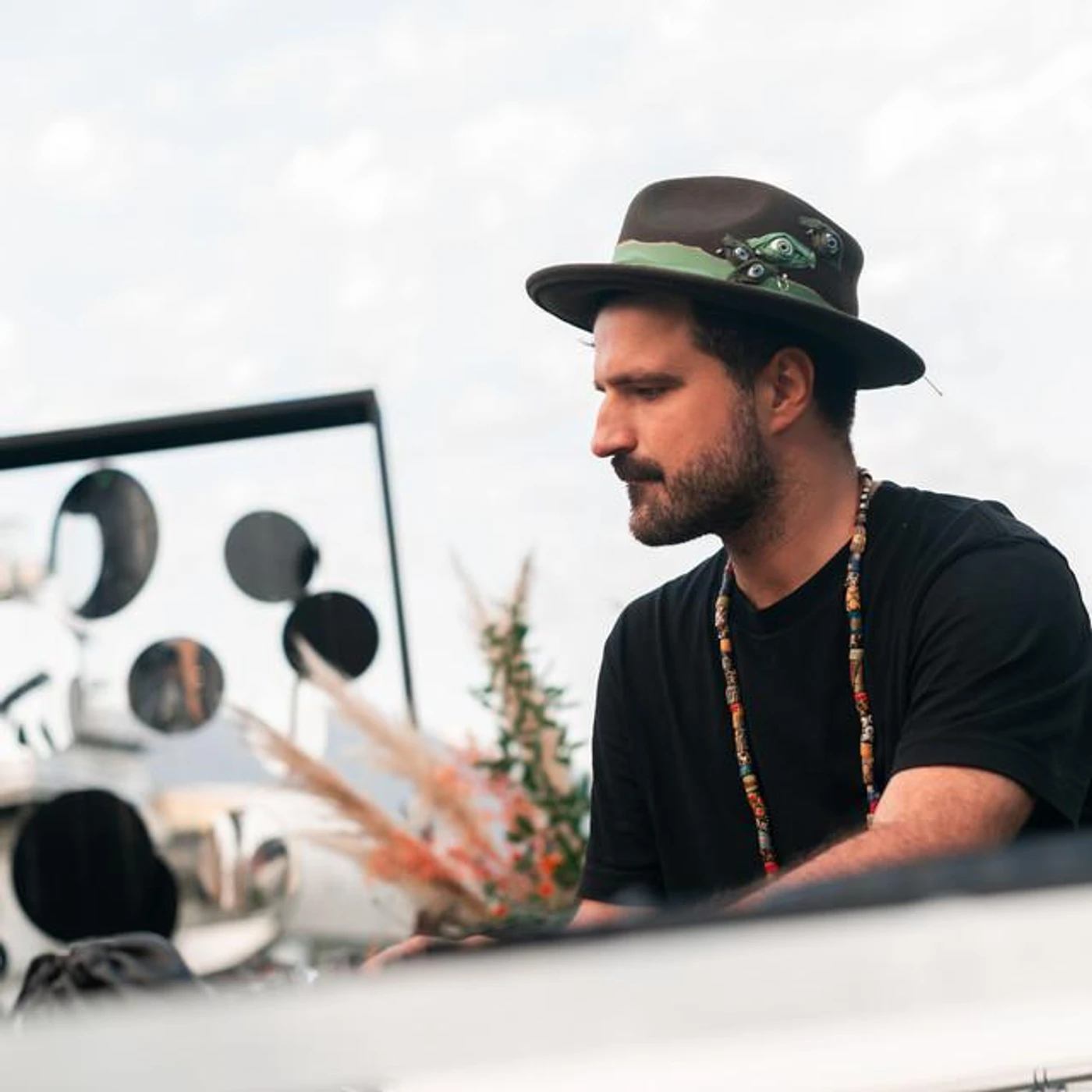 Betelgeize Brand Page